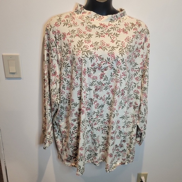 Women within size 5x red green floral high neck holiday top - Picture 1 of 6